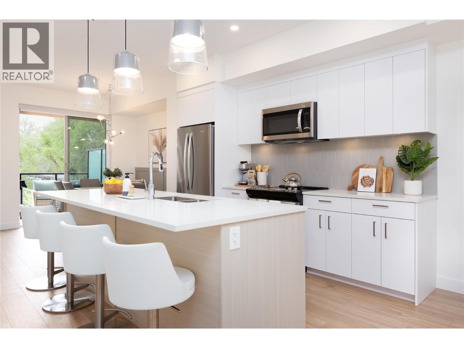 #12 1225 FINDLAY Road - 5