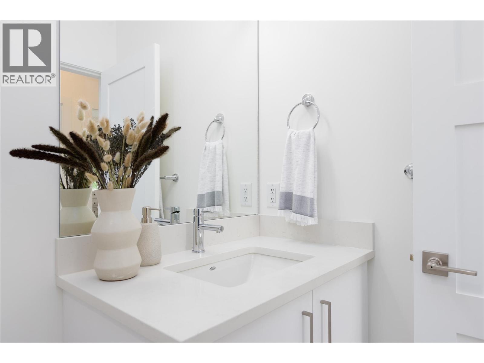 1225 FINDLAY Road Unit# 12, Kelowna