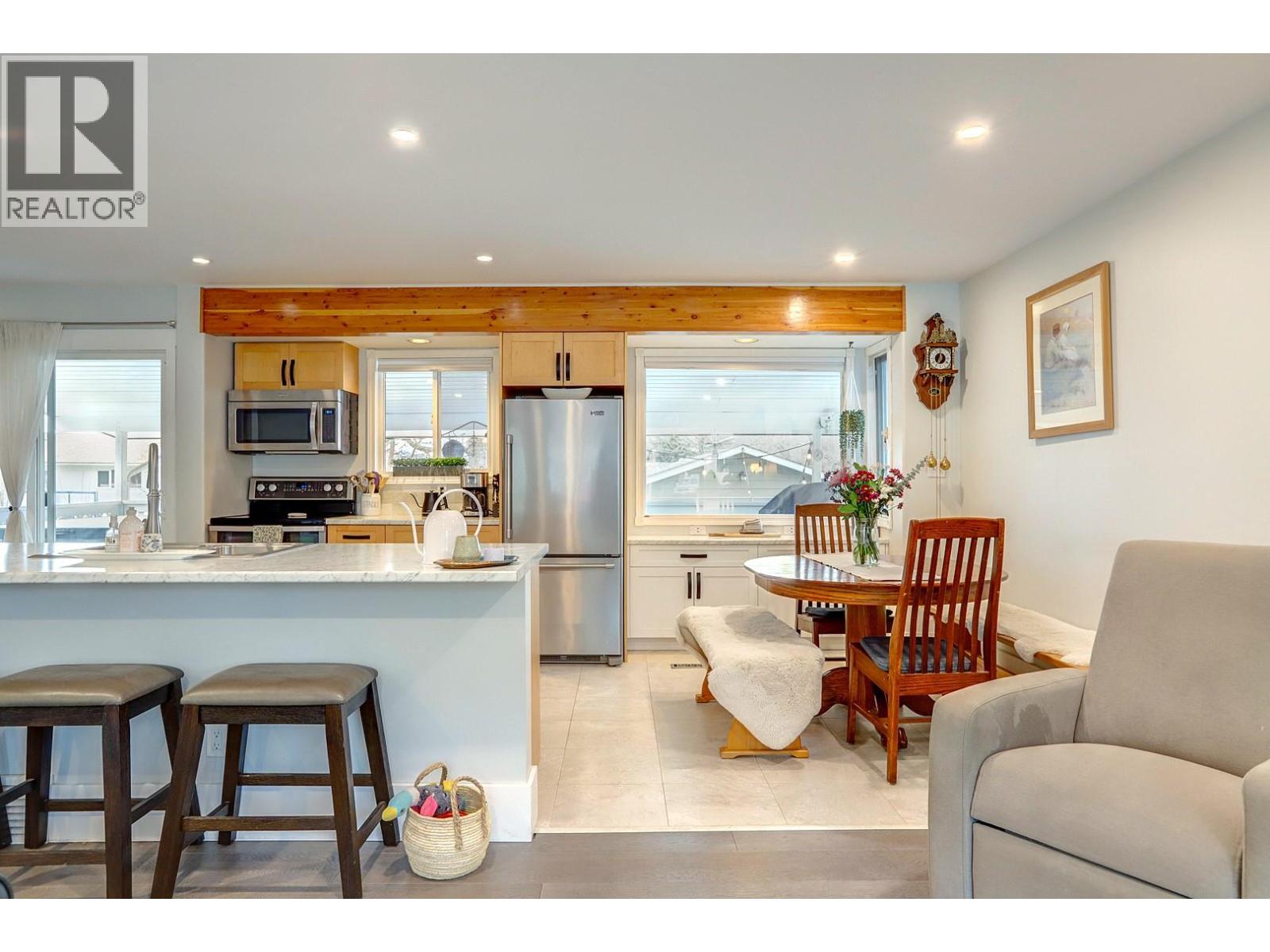 4504 16 Street, Vernon