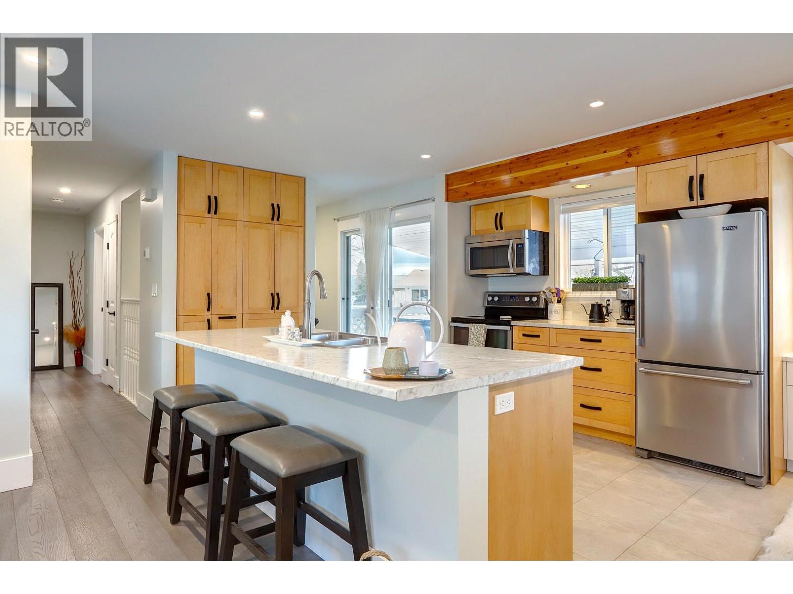 4504 16 Street, Vernon