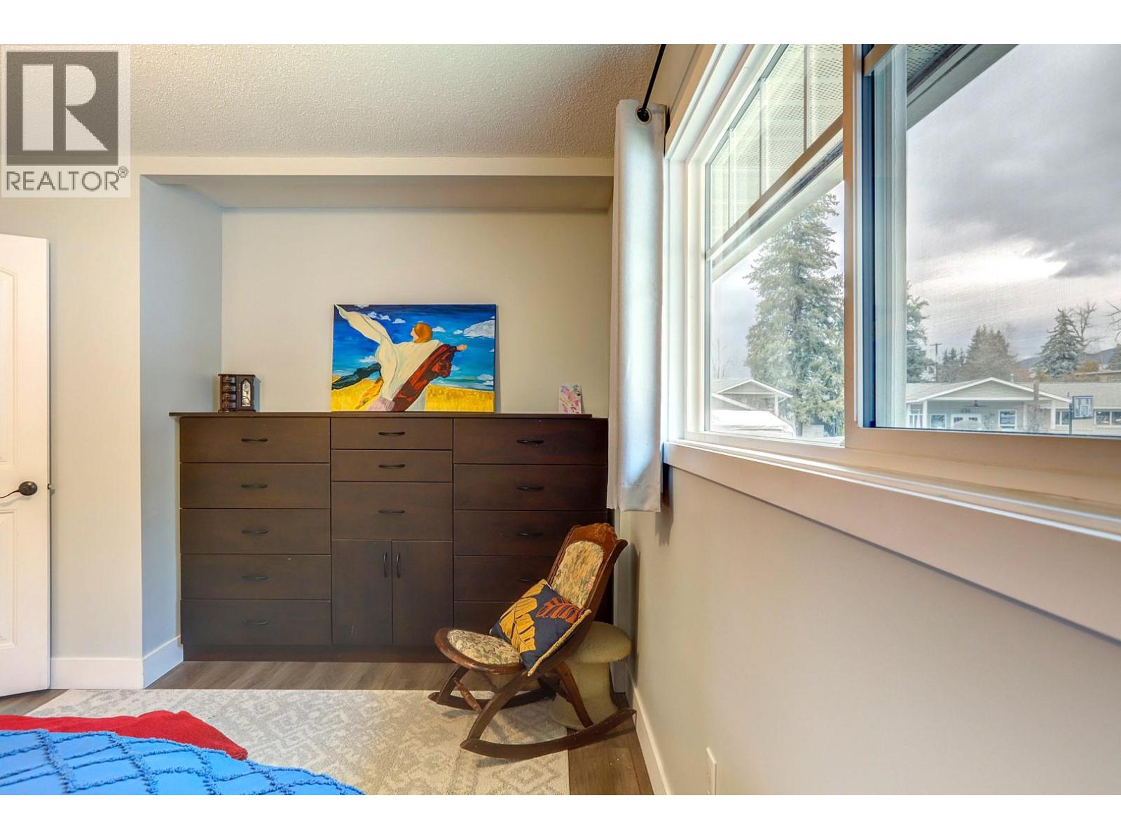 4504 16 Street, Vernon