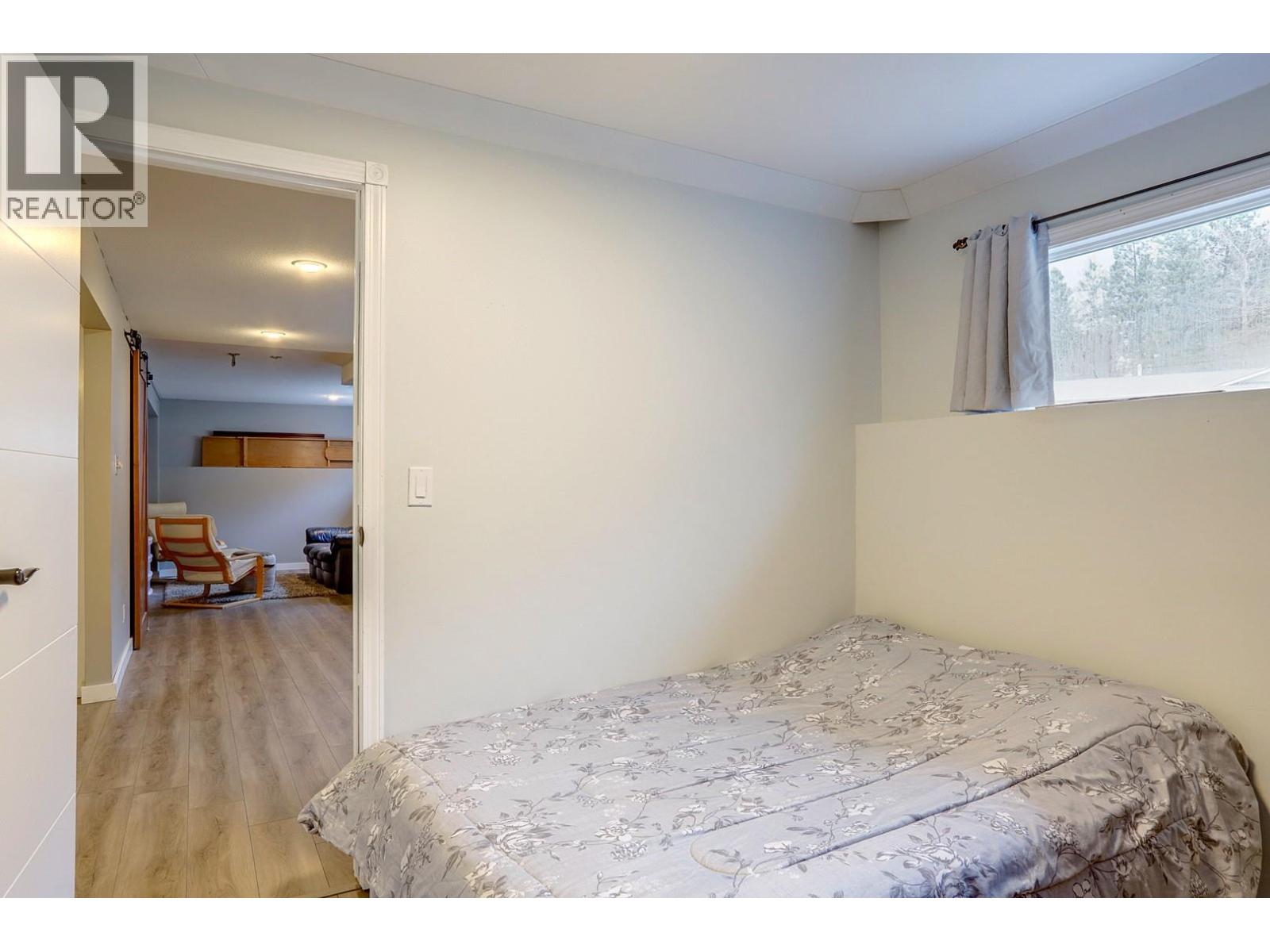 4504 16 Street, Vernon