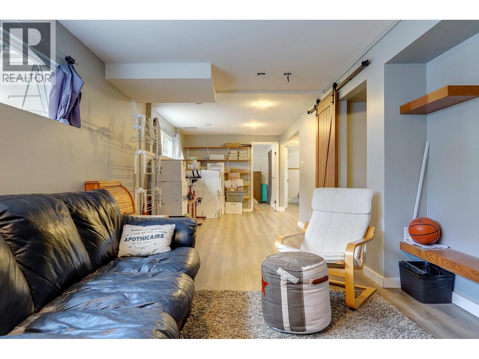 4504 16 Street, Vernon