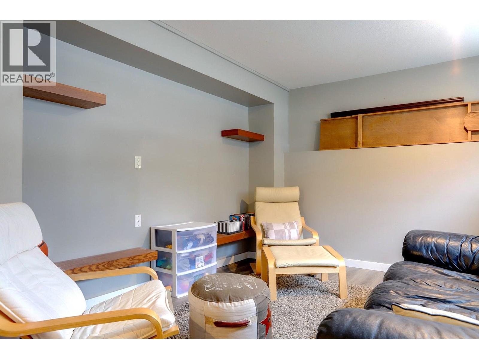 4504 16 Street, Vernon