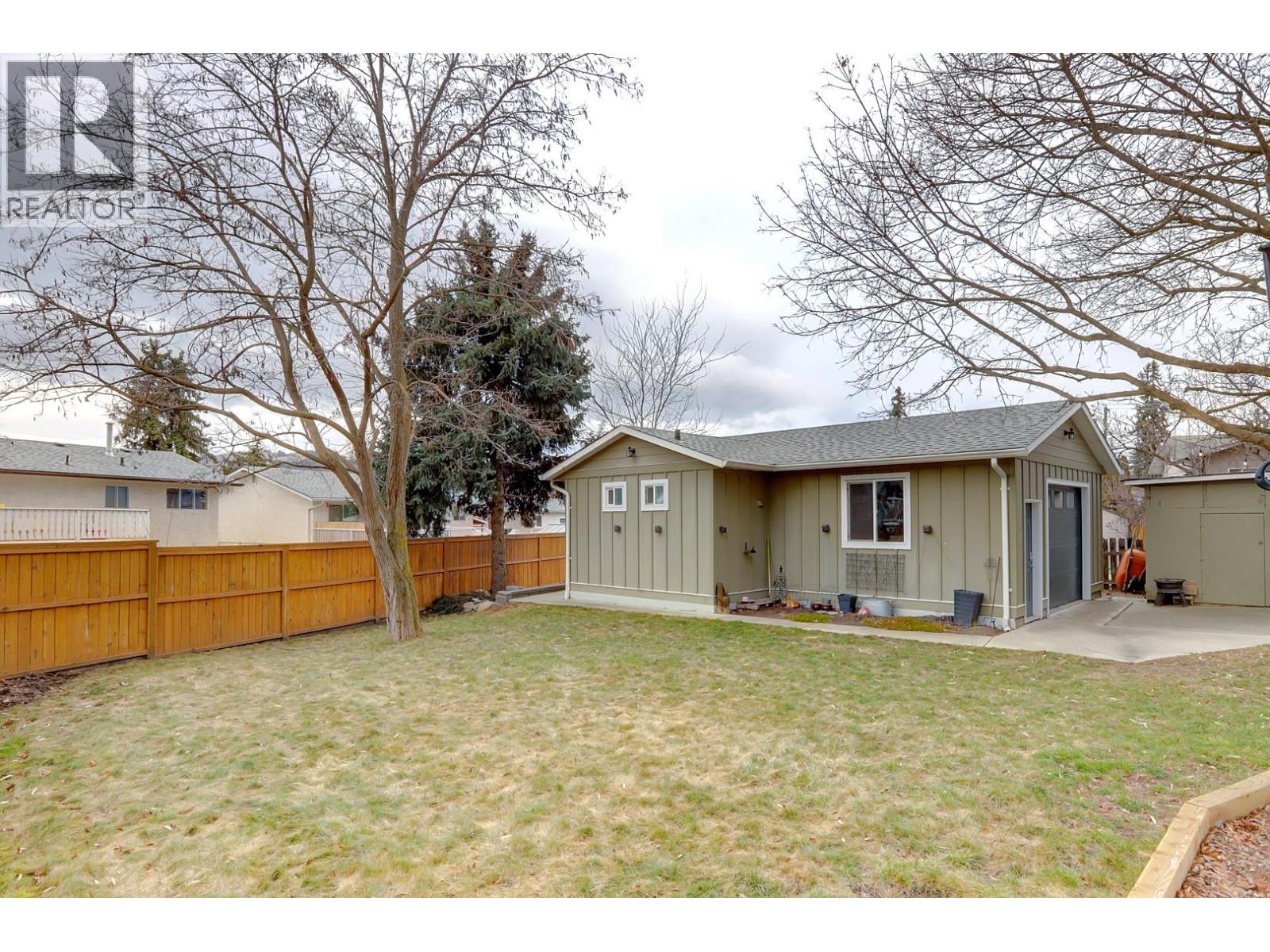 4504 16 Street, Vernon