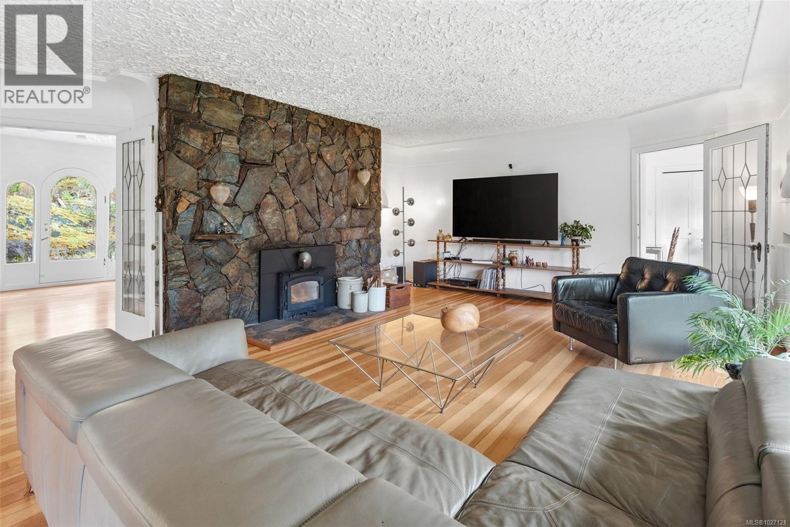 2410 CARPENTER RD - 7