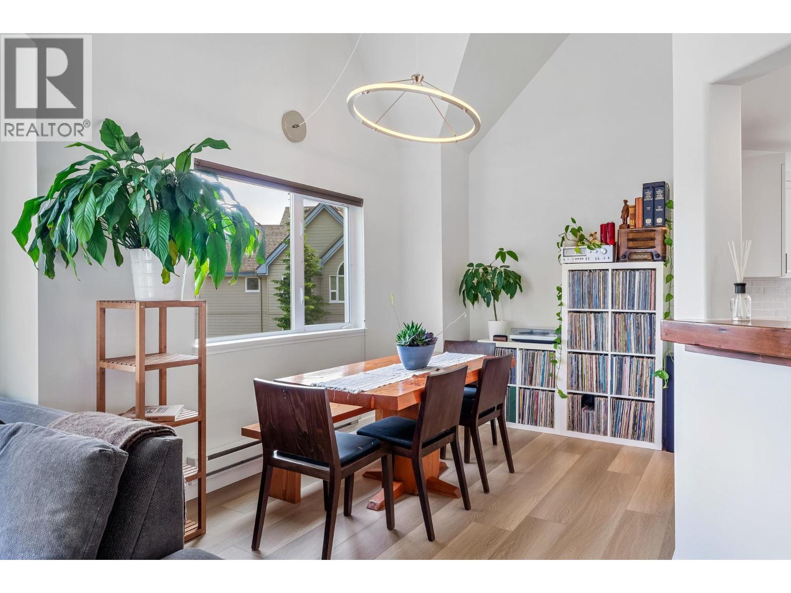 312 1466 PEMBERTON AVENUE, Squamish