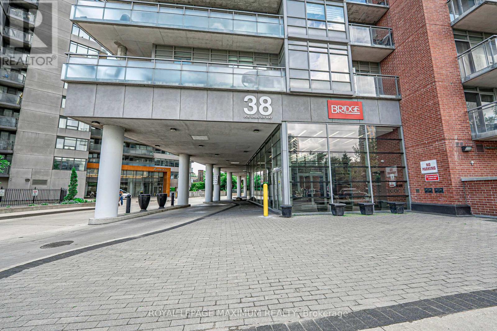 Listing photo of 617 - 38 JOE SHUSTER WAY