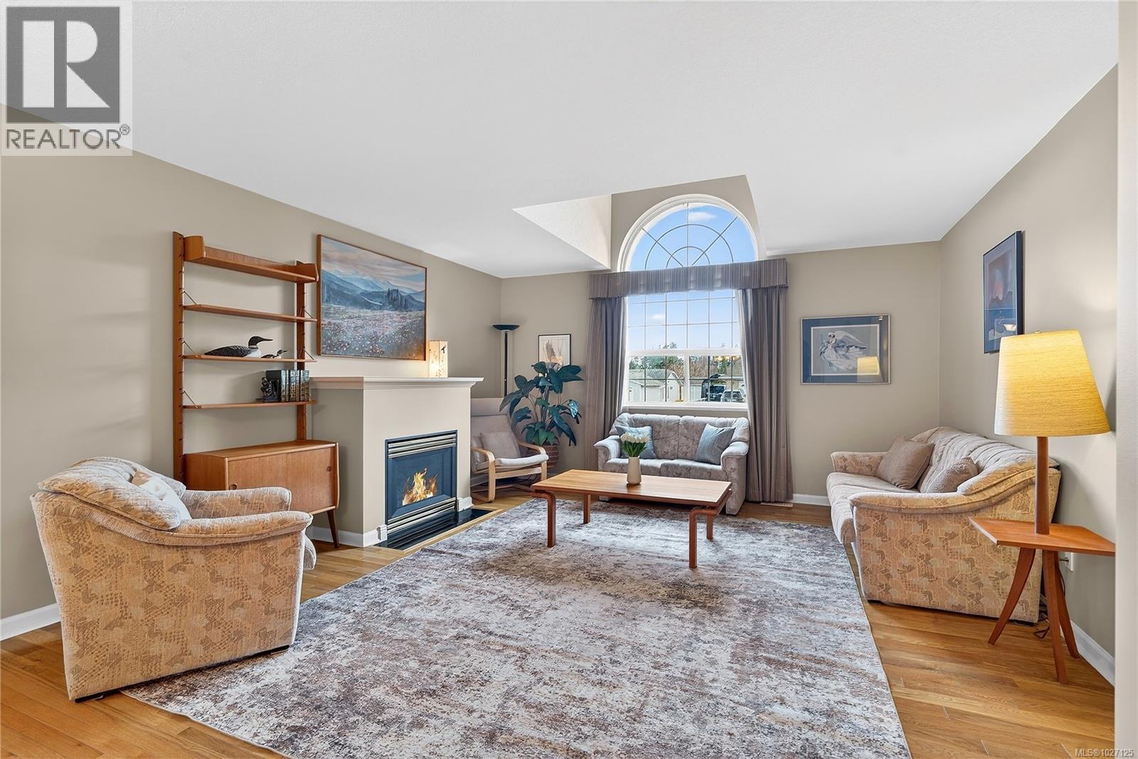 552 Dalmatian Dr - Photo 4 of 34, French Creek, British Columbia