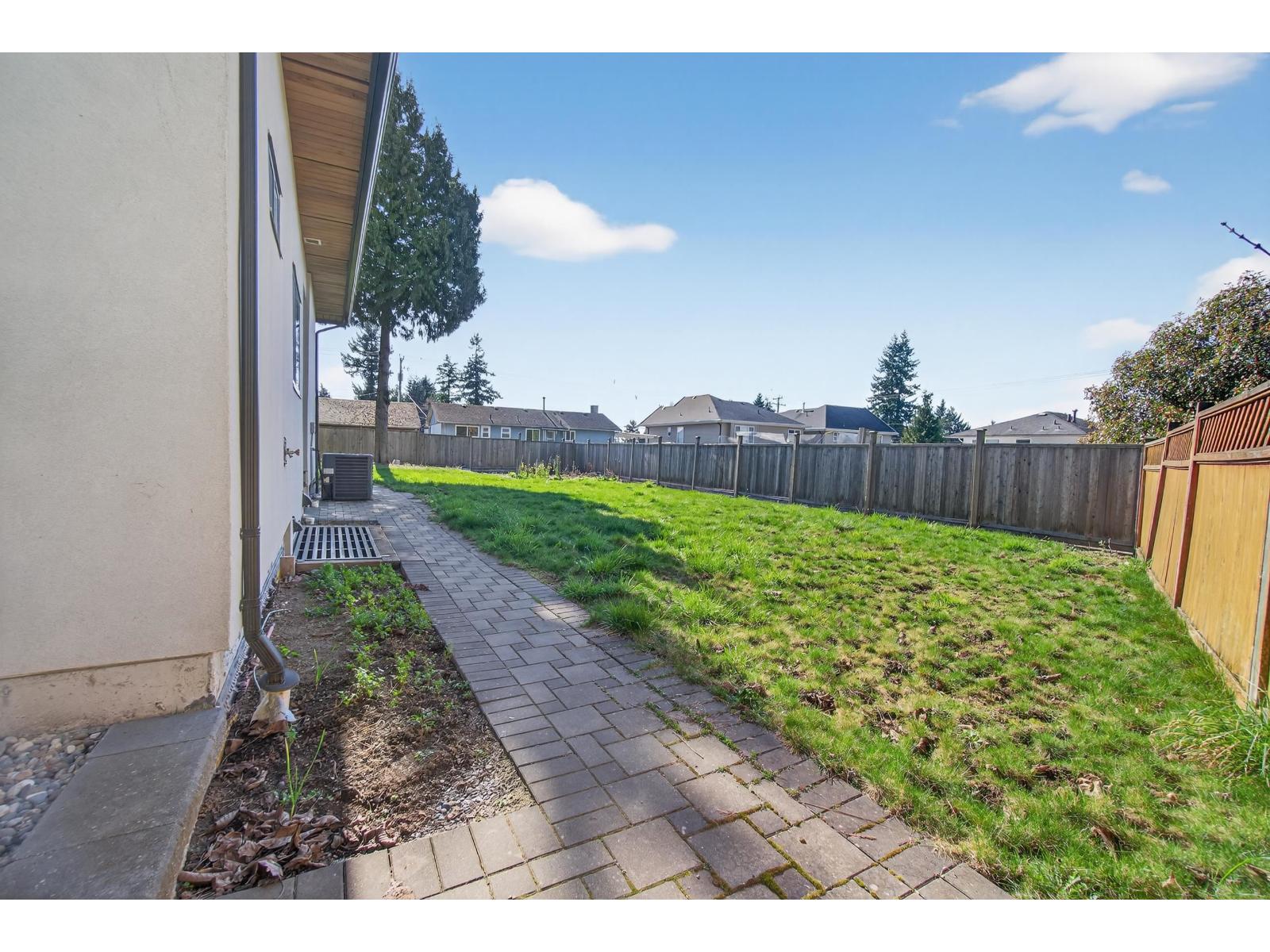 11890 GILMOUR CRESCENT, Delta