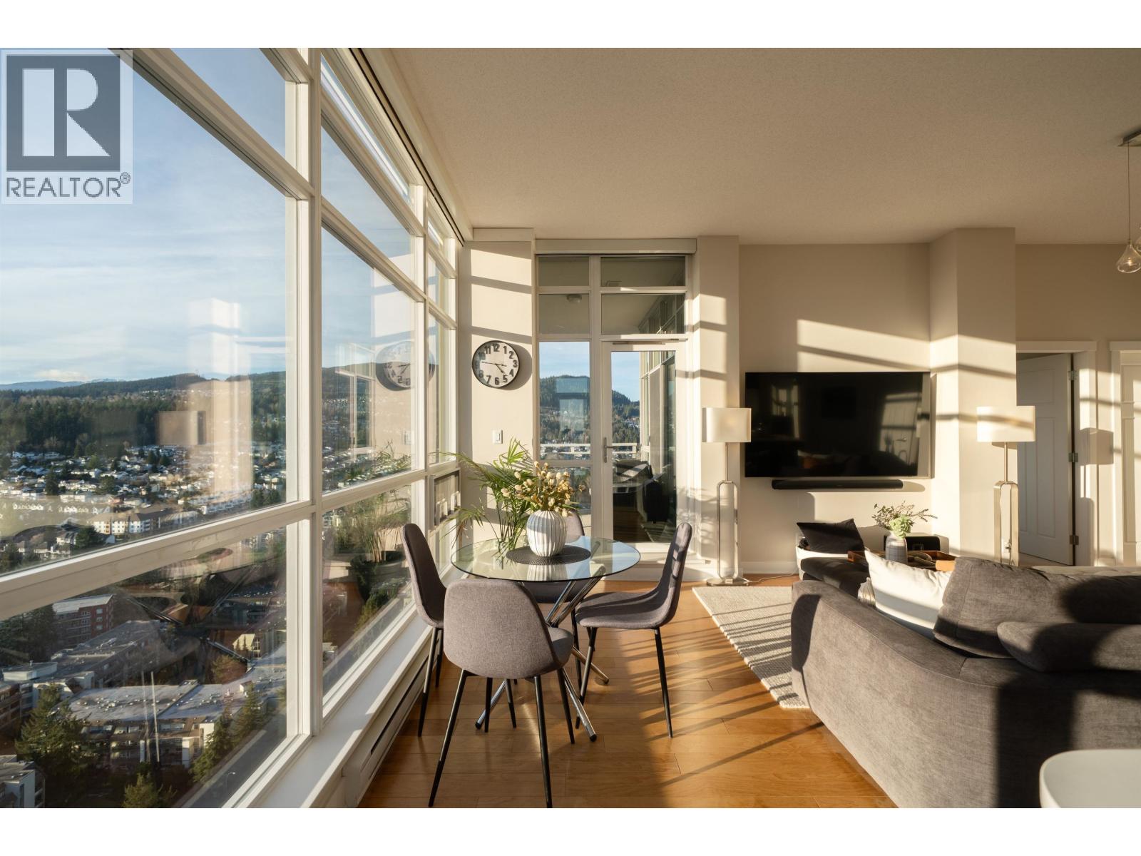 3401 2968 GLEN DRIVE, Coquitlam