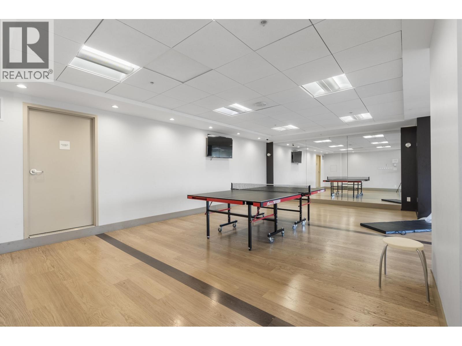 3401 2968 GLEN DRIVE, Coquitlam