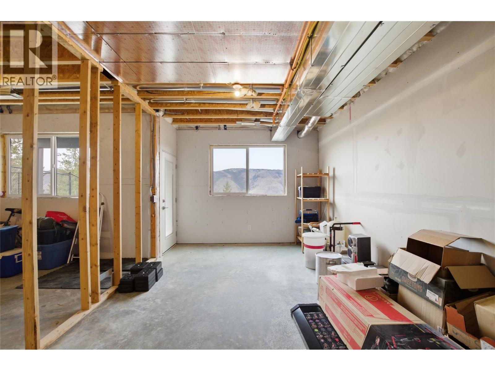 #114 1799 BABINE Avenue - 19