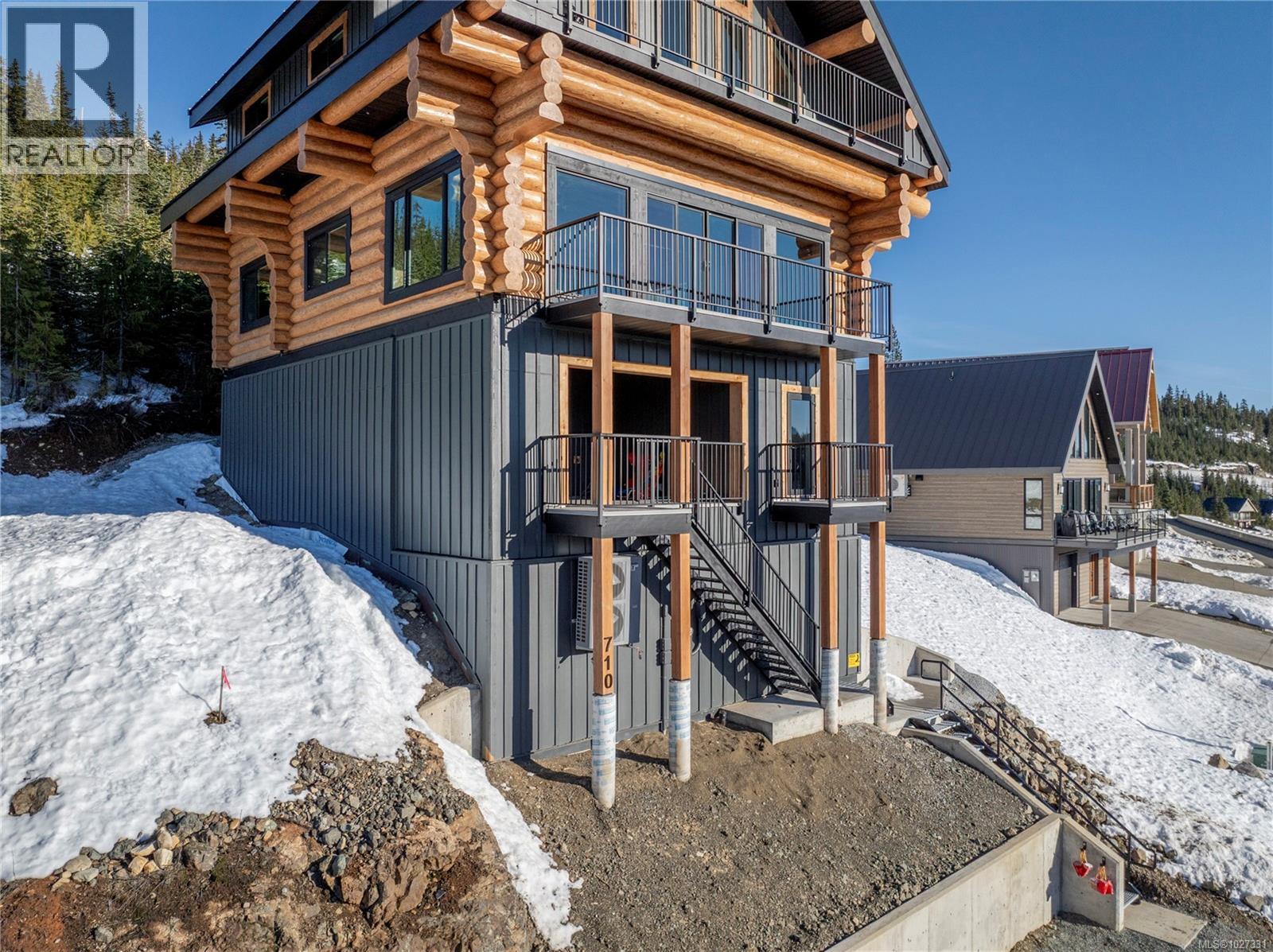 710 Arrowsmith Ridge, Courtenay