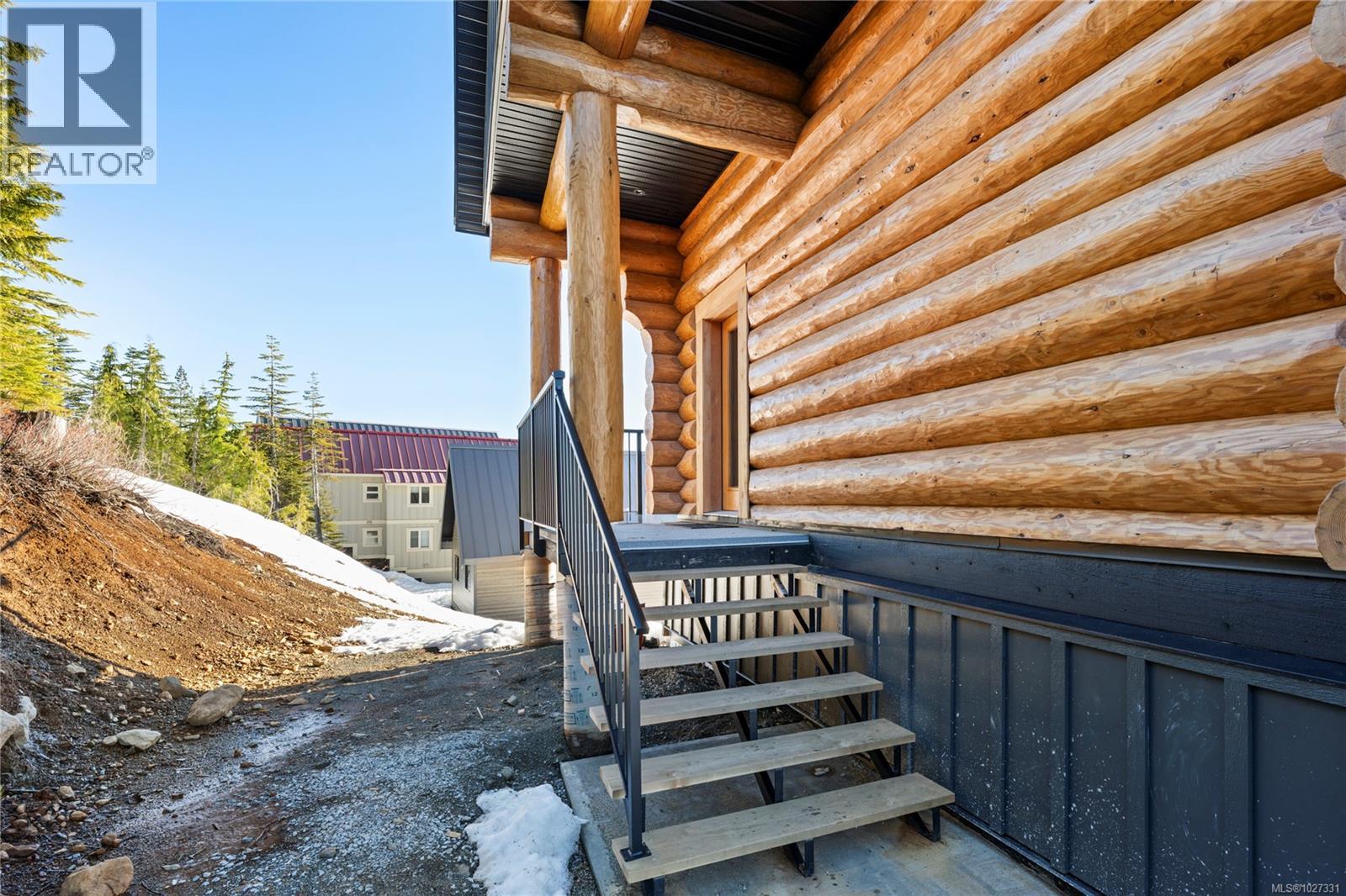 710 Arrowsmith Ridge, Courtenay