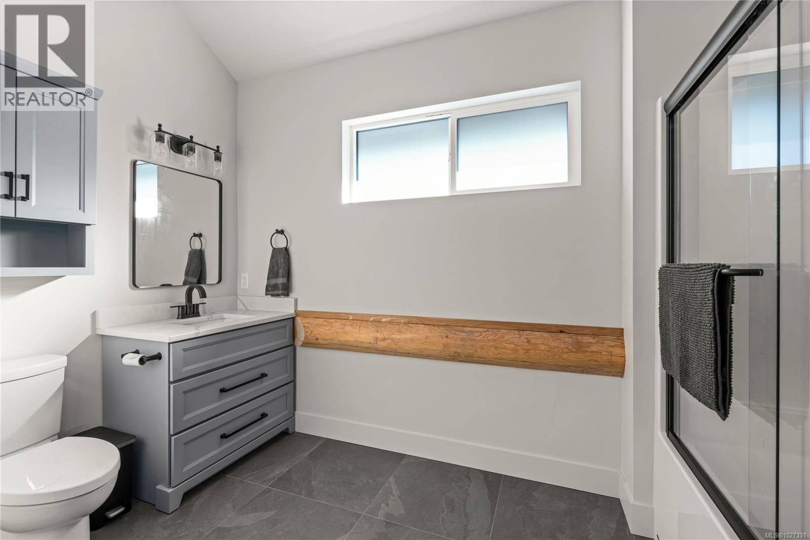 710 Arrowsmith Ridge, Courtenay