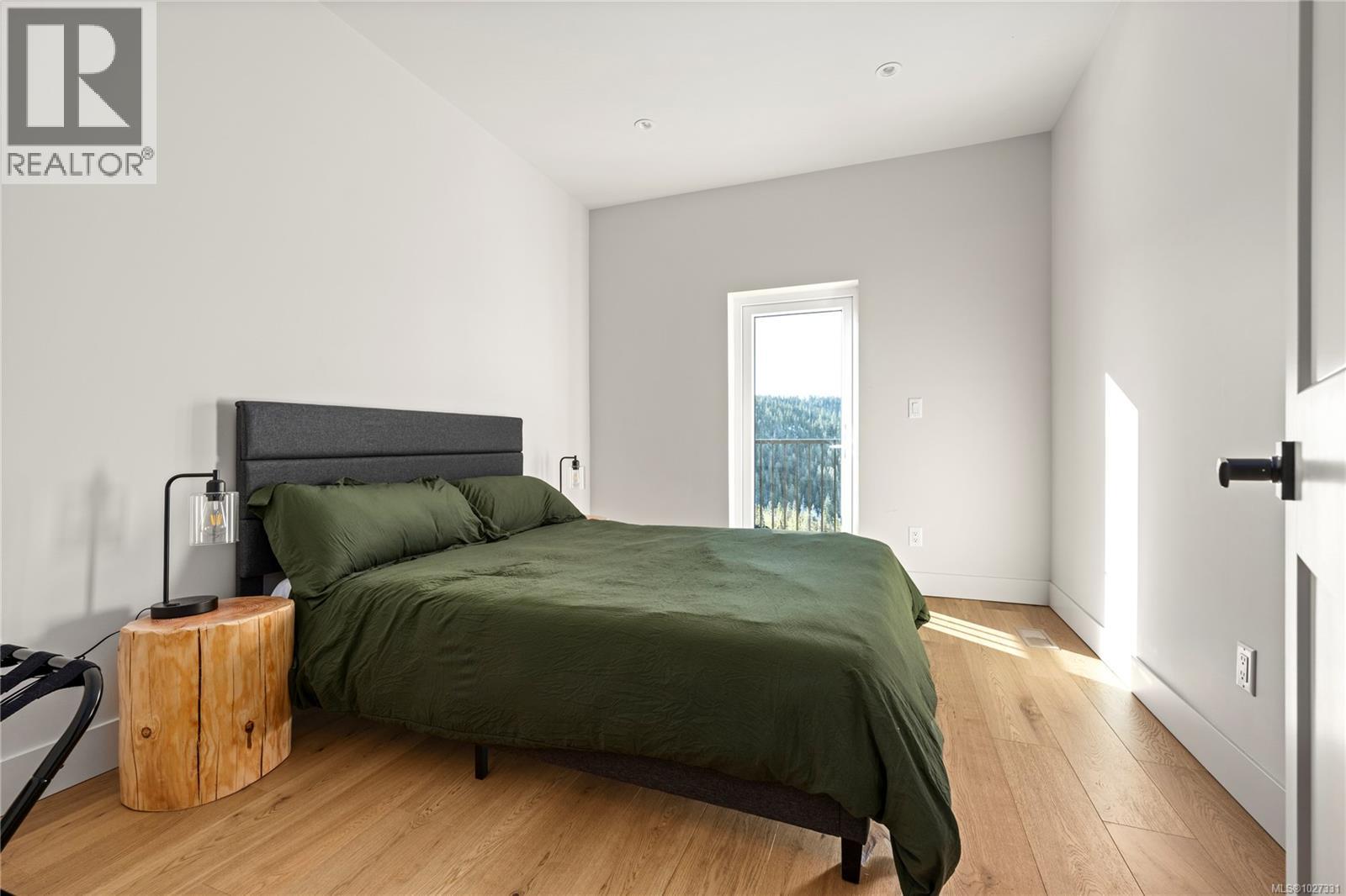710 Arrowsmith Ridge - 33