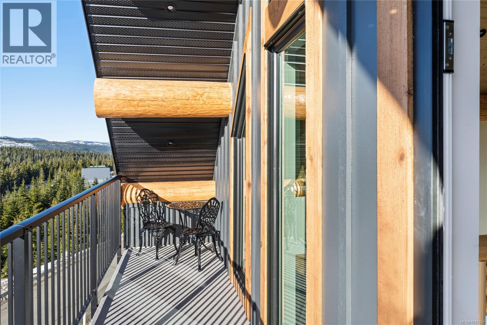 710 Arrowsmith Ridge, Courtenay