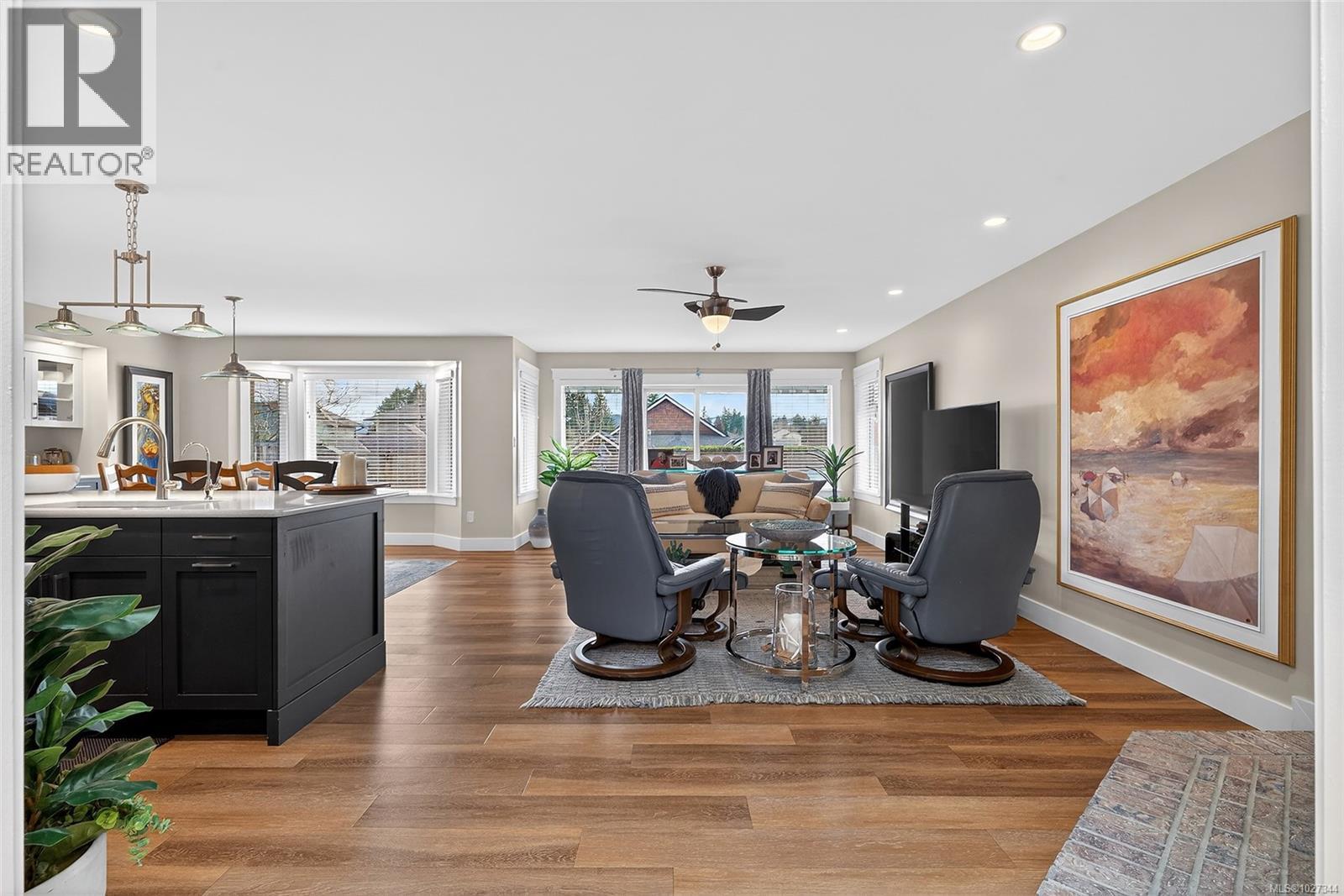 542 Panorama Pl, Parksville