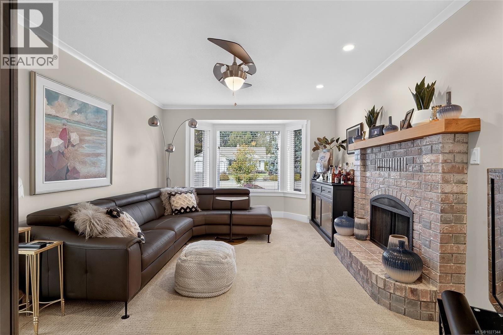 542 Panorama Pl, Parksville