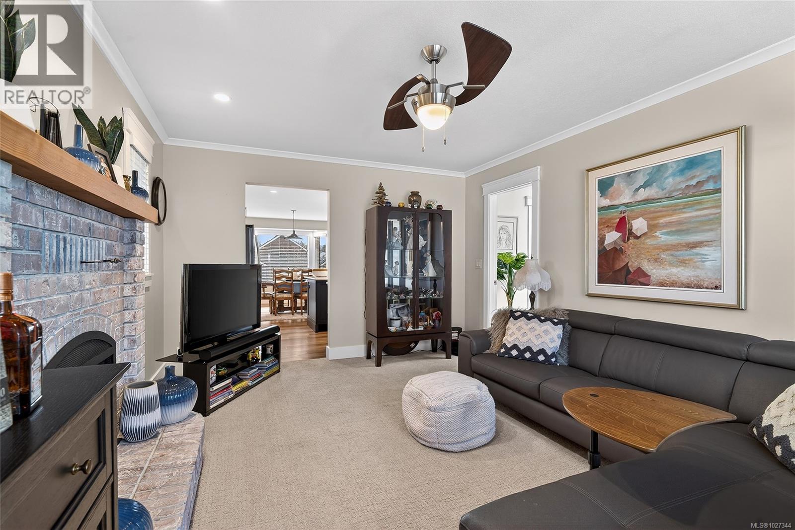 542 Panorama Pl, Parksville