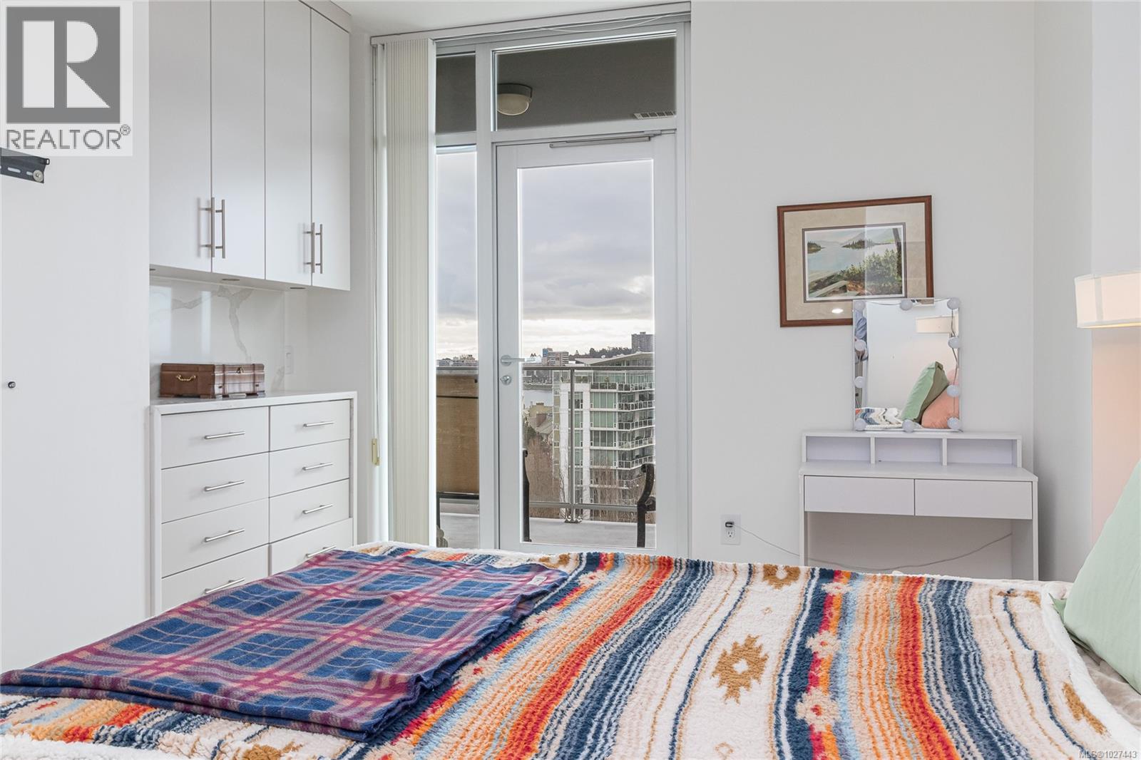 606 100 Saghalie Rd, Victoria