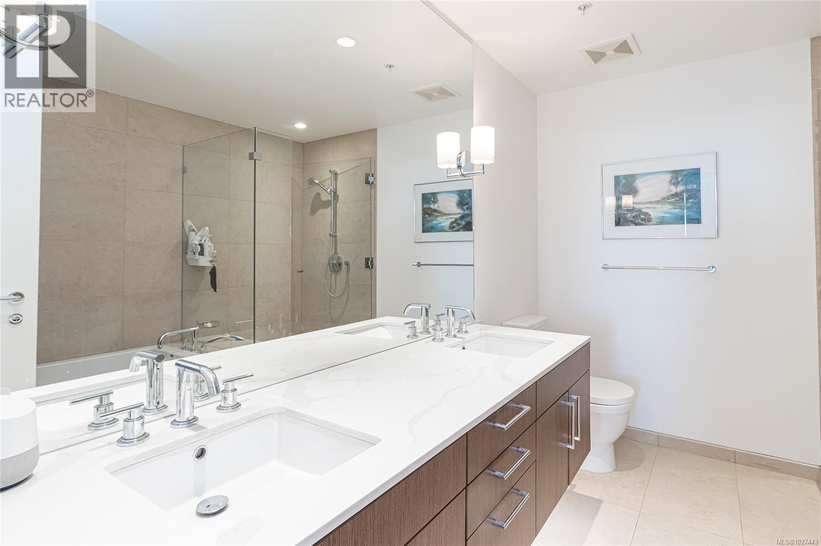 606 100 Saghalie Rd, Victoria