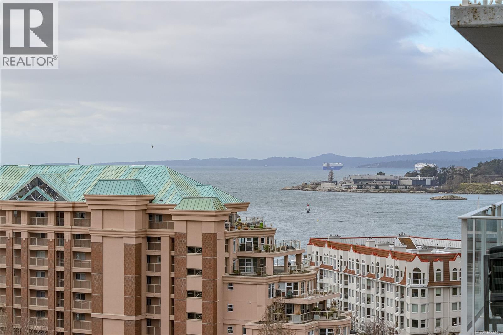 606 100 Saghalie Rd, Victoria