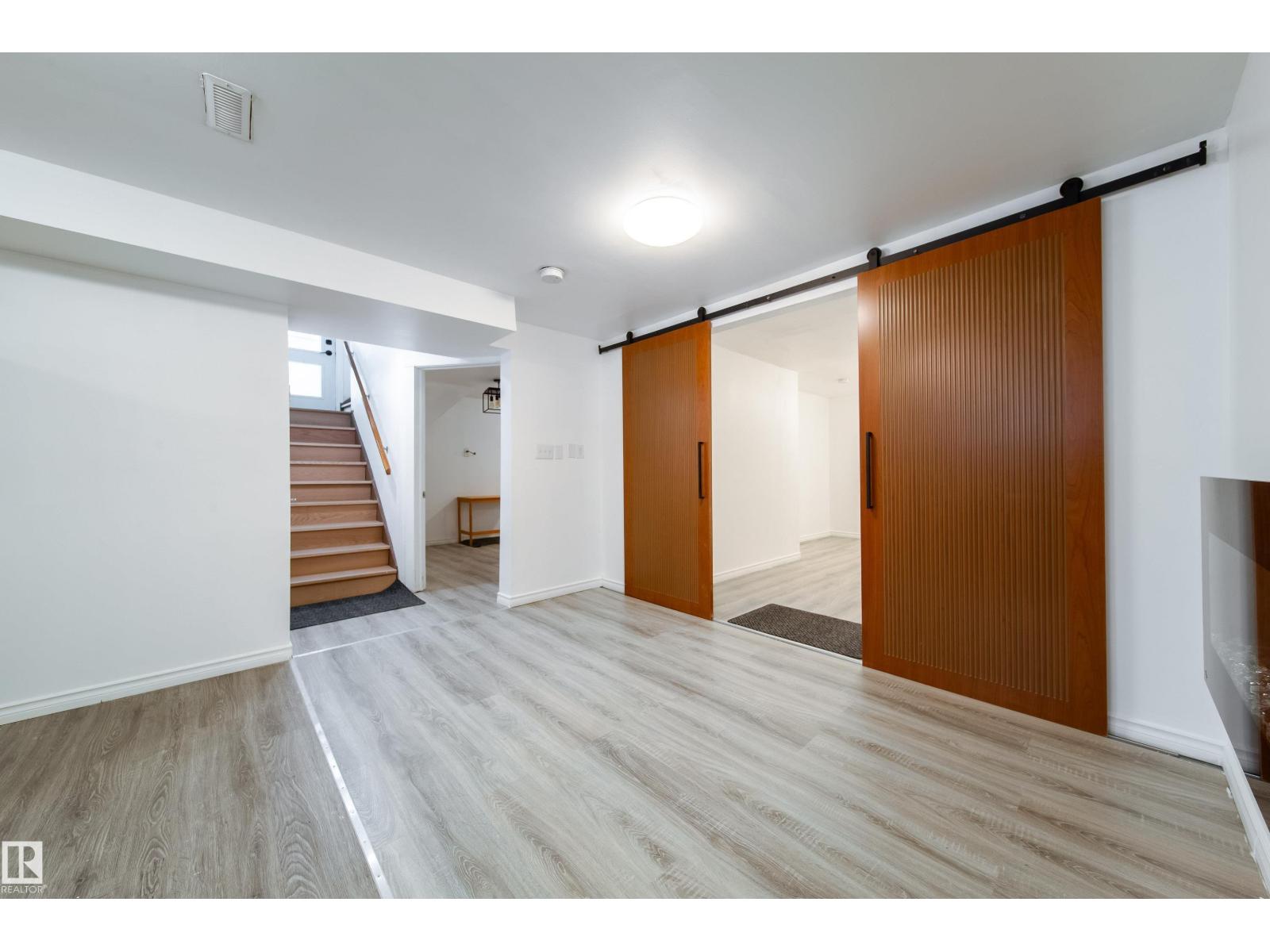 11430 81 ST NW - 40
