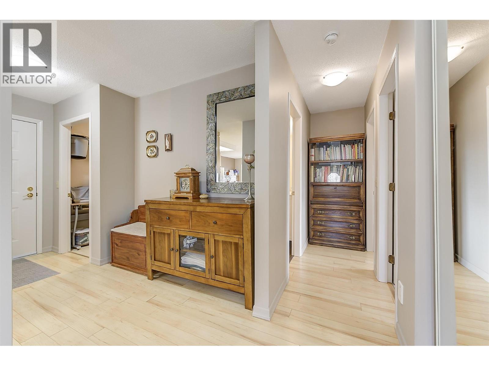 1249 Pacific Avenue Unit# 203, Kelowna