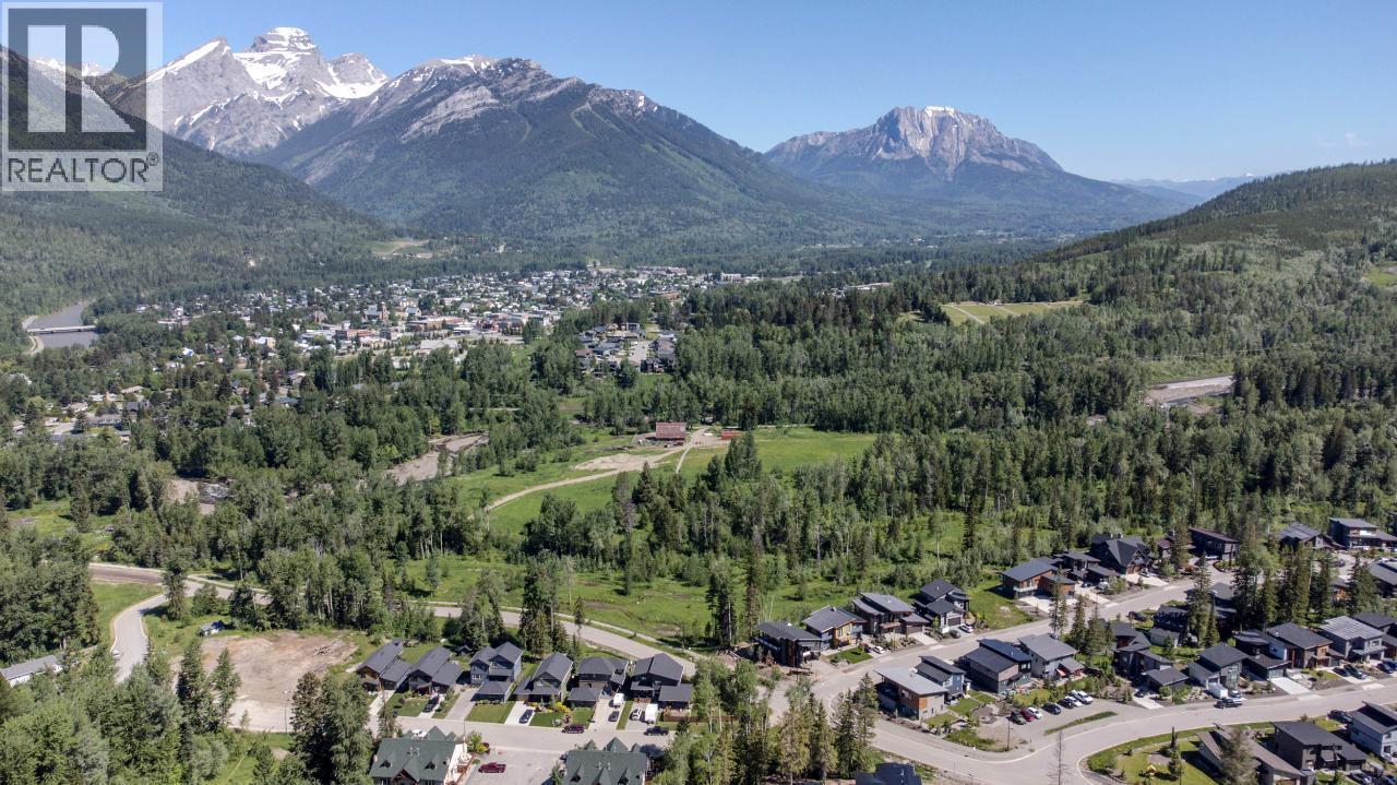 109 WHITETAIL Drive, Fernie