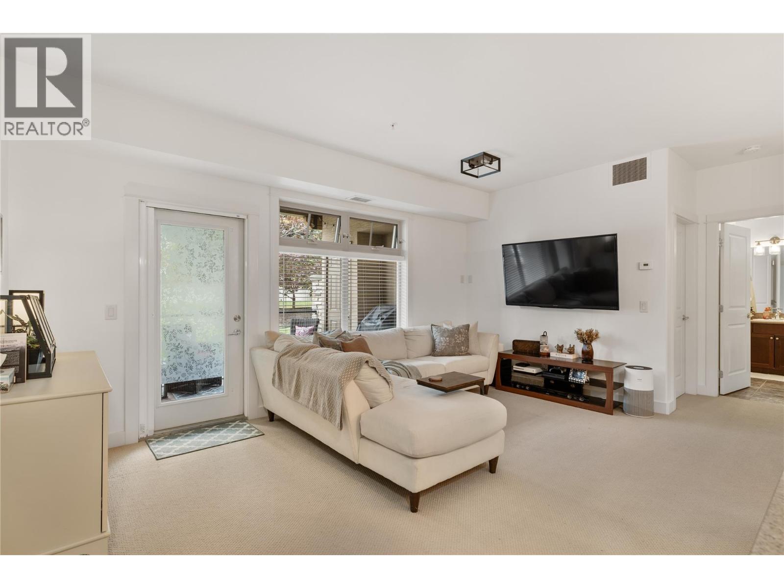 2611 Stillwater Way Unit# 114, Lake Country