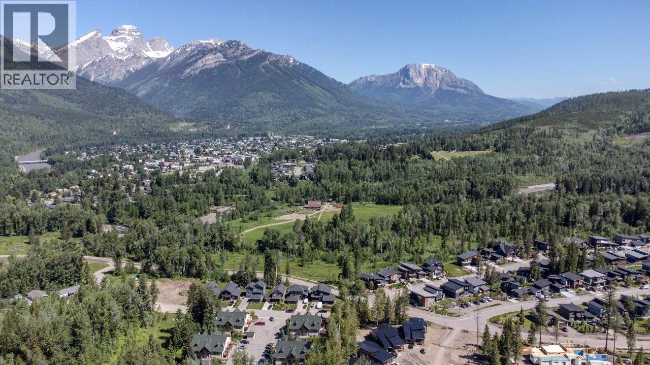 107 WHITETAIL Drive, Fernie