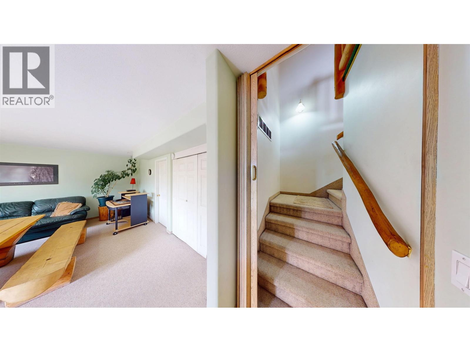 6344 HIGHLAND CRESCENT - 19