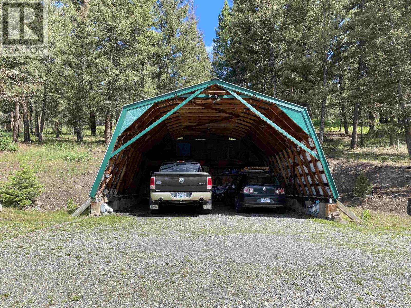 6344 HIGHLAND CRESCENT - 32