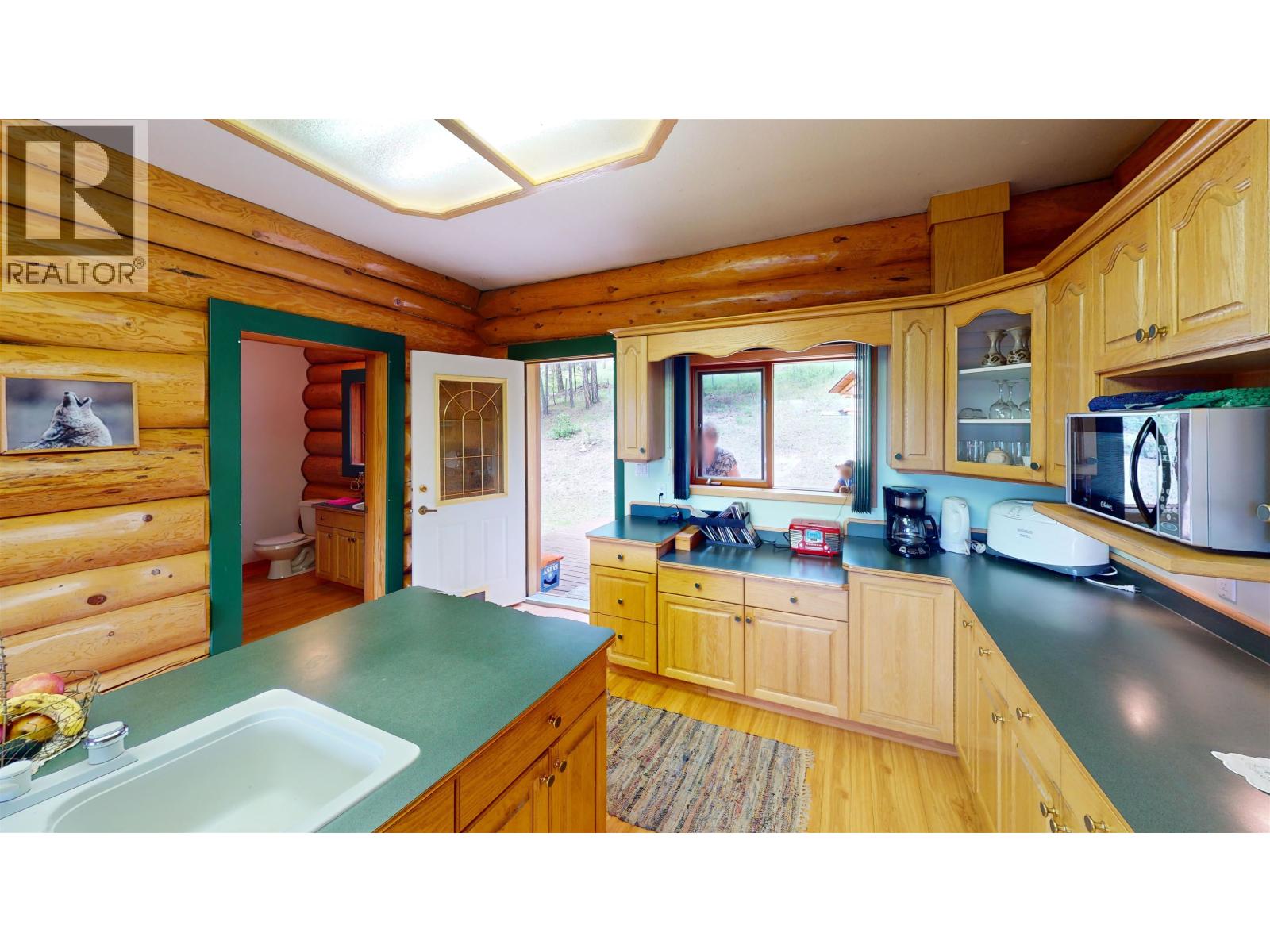 6344 HIGHLAND CRESCENT - 7