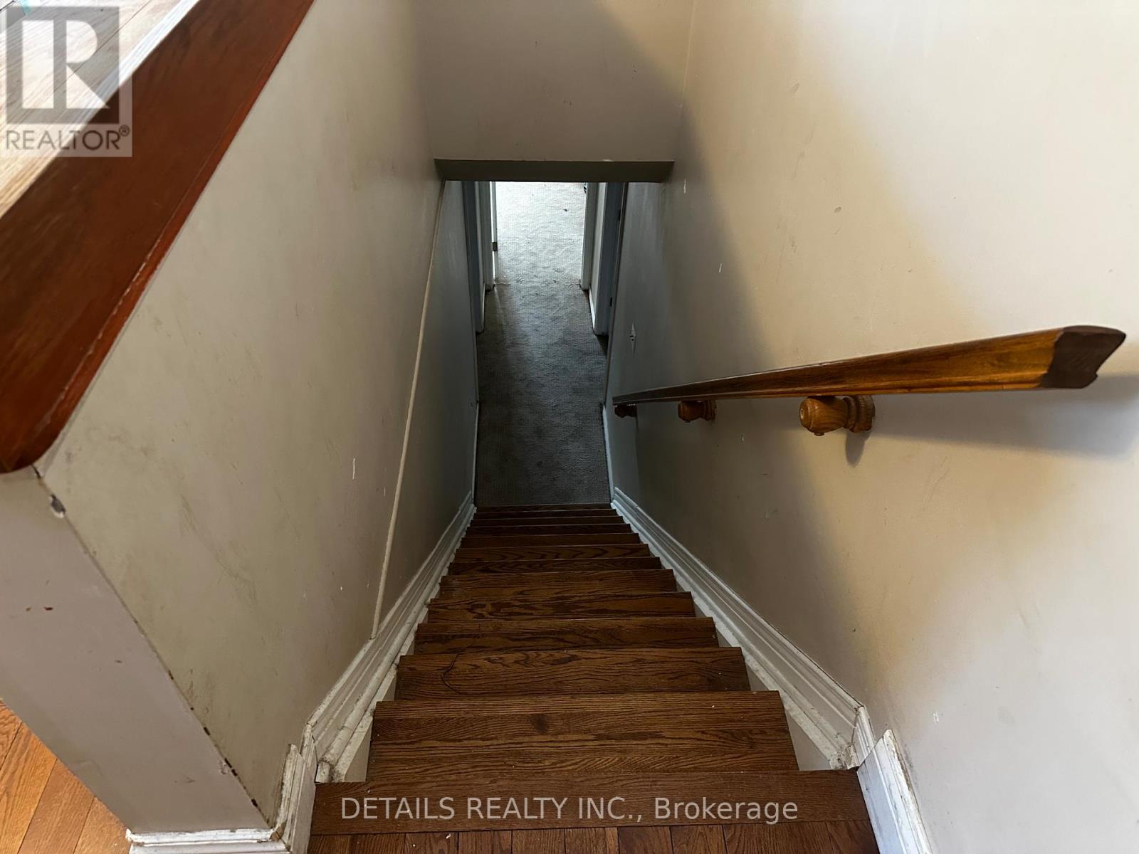 2208 FITZROY STREET N - 16
