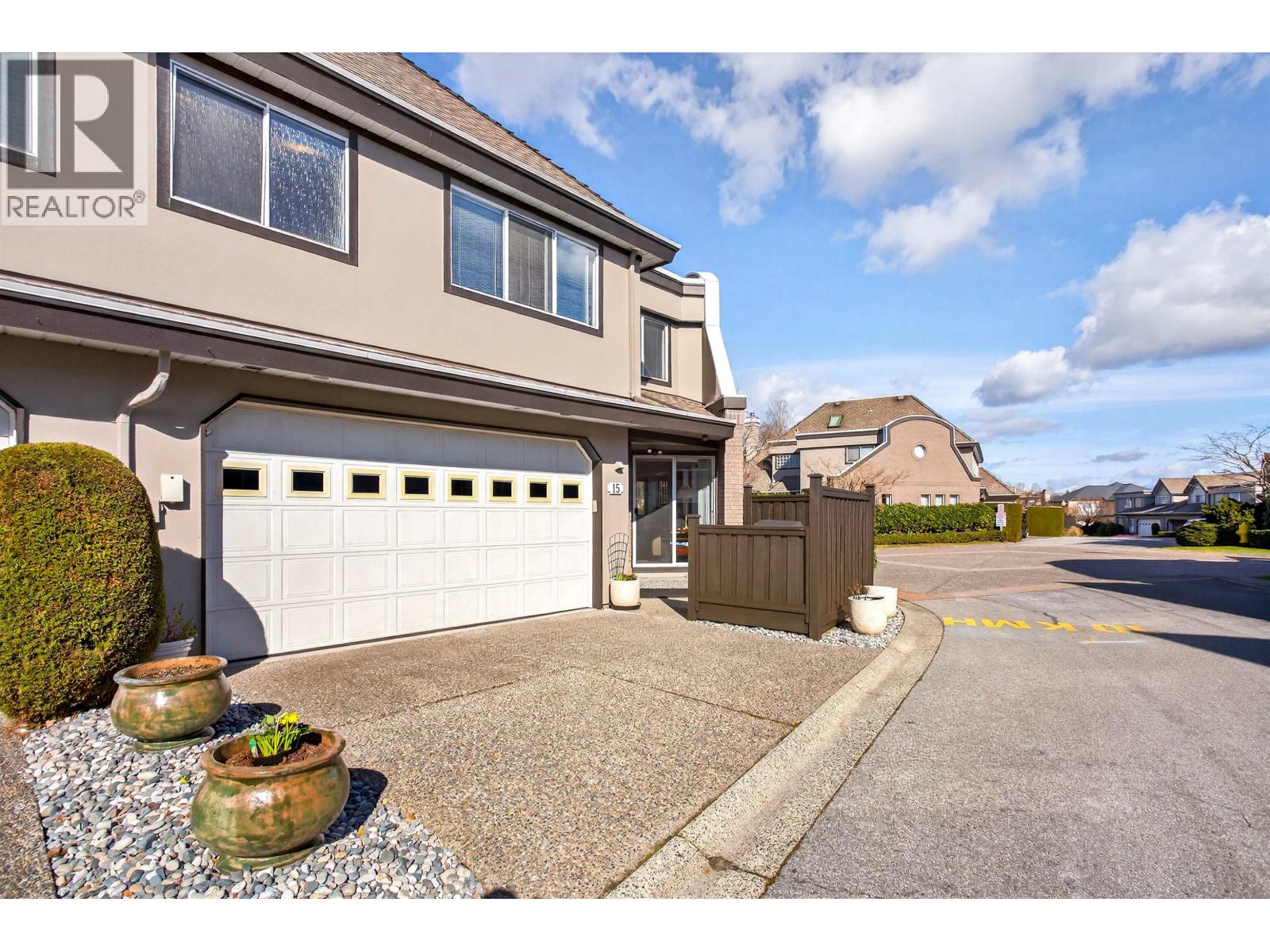 15 788 CITADEL DRIVE — photo 34