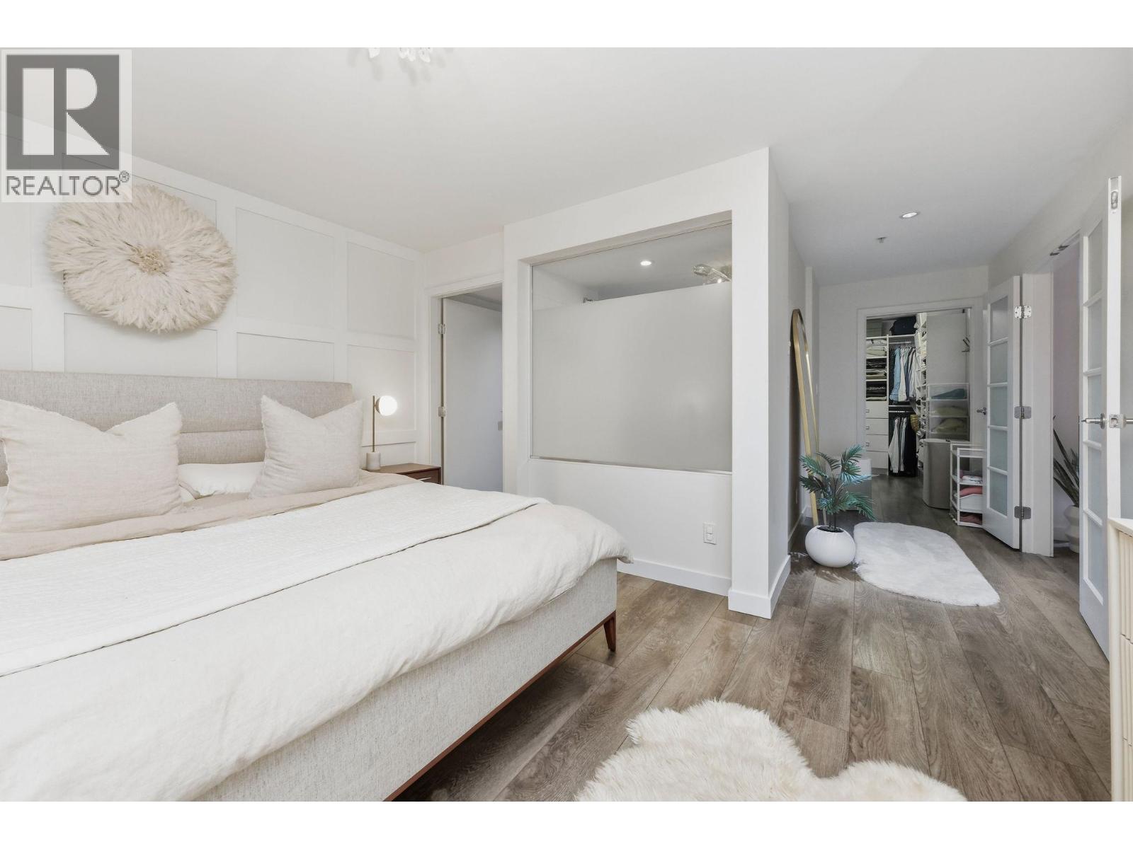 105 2832 CAPILANO ROAD, North Vancouver