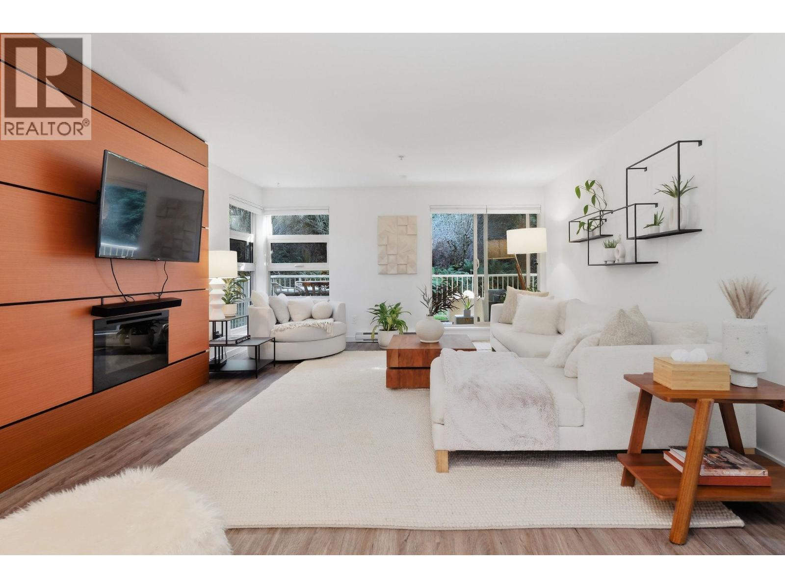 105 2832 CAPILANO ROAD, North Vancouver