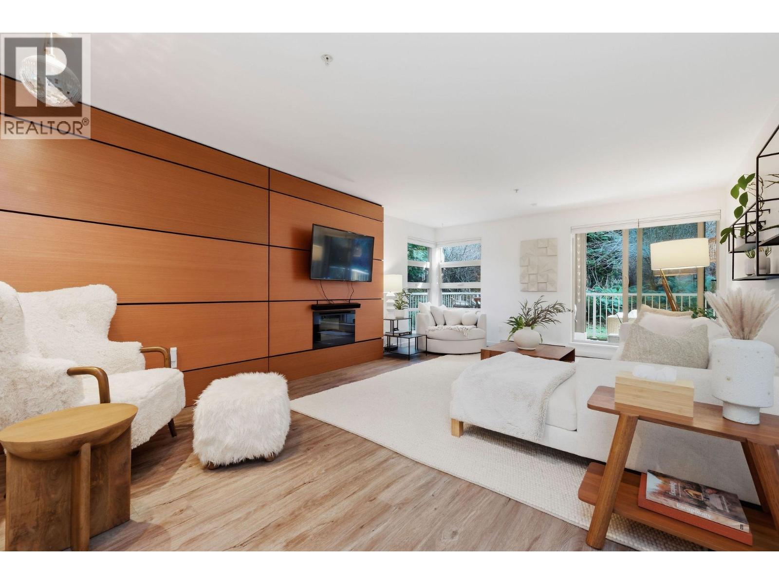 105 2832 CAPILANO ROAD, North Vancouver