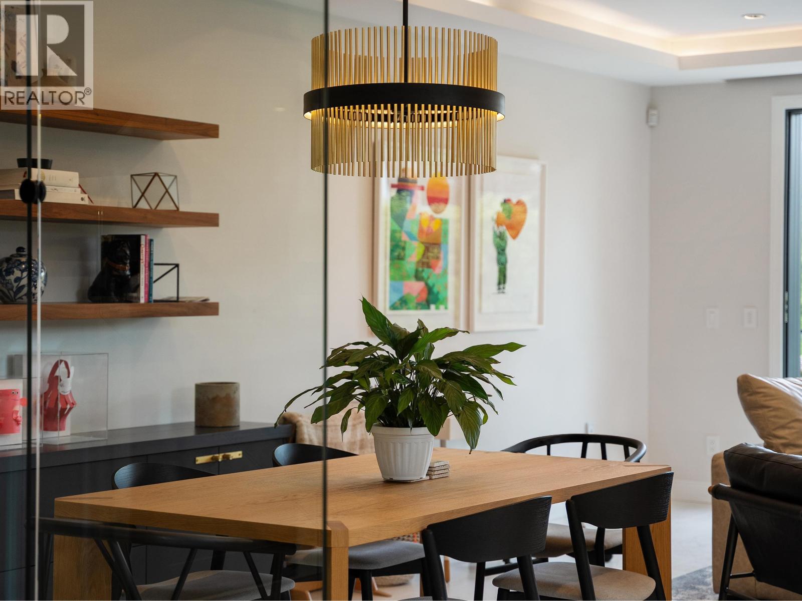 1295 DUCHESS AVENUE, West Vancouver