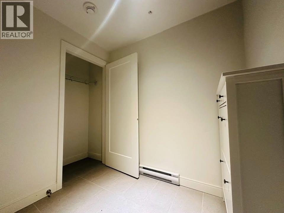 124 525 E 2ND STREET, Vancouver