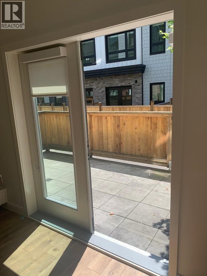 124 525 E 2ND STREET, Vancouver