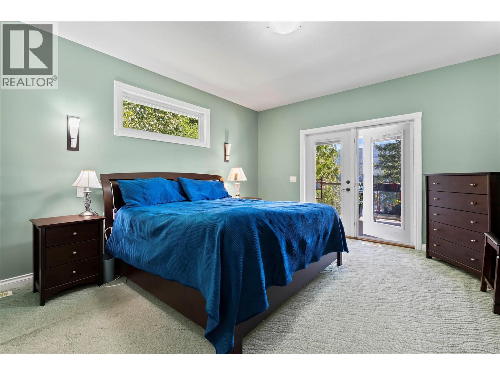  8738 Squilax Anglemont Road, St. Ives