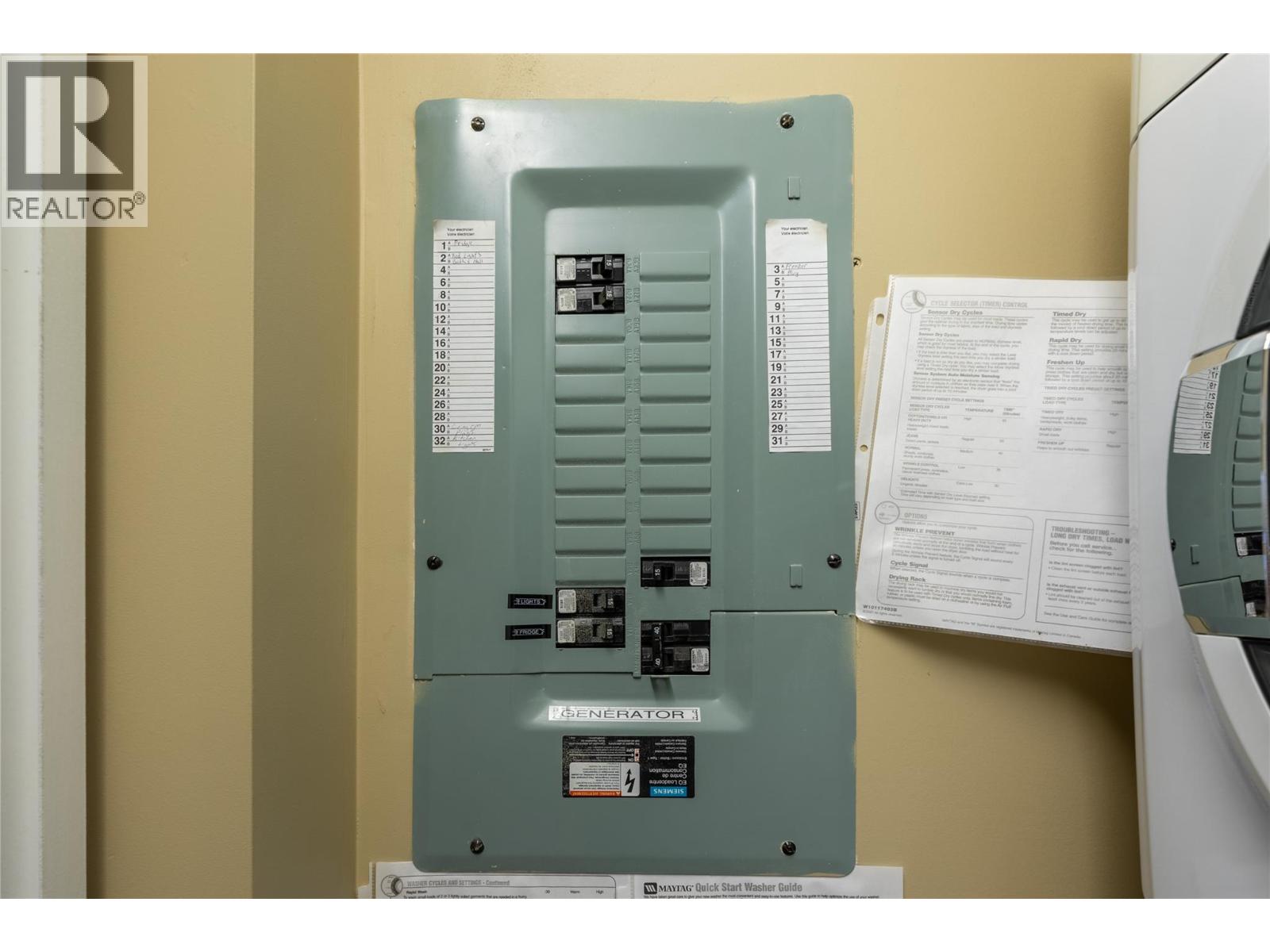  8738 Squilax Anglemont Road, St. Ives