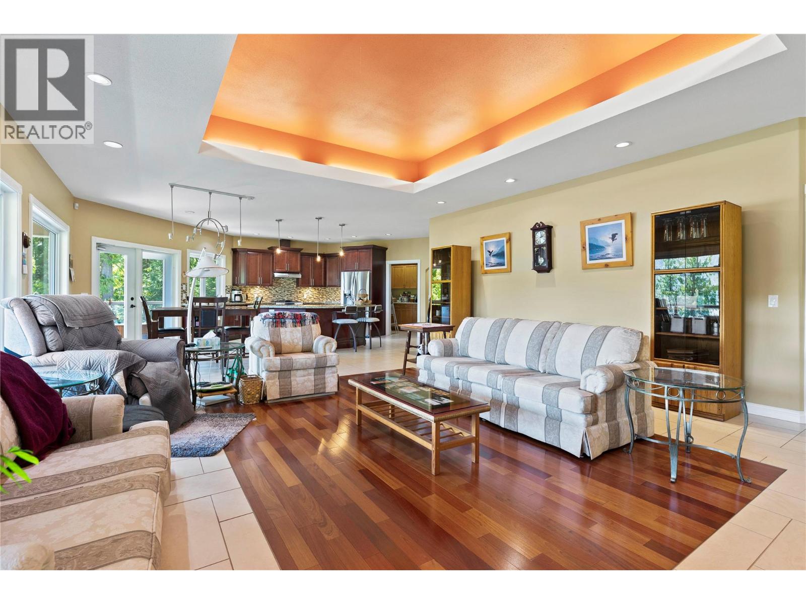  8738 Squilax Anglemont Road, St. Ives