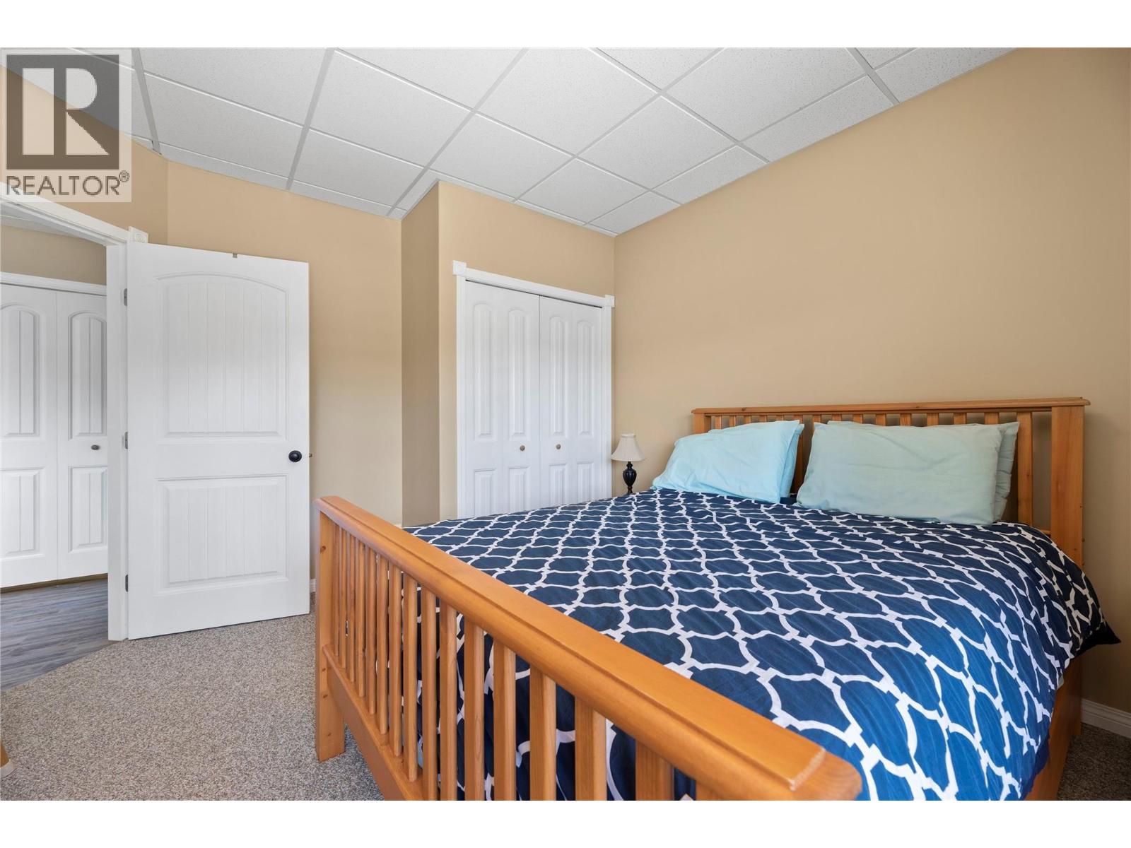  8738 Squilax Anglemont Road, St. Ives