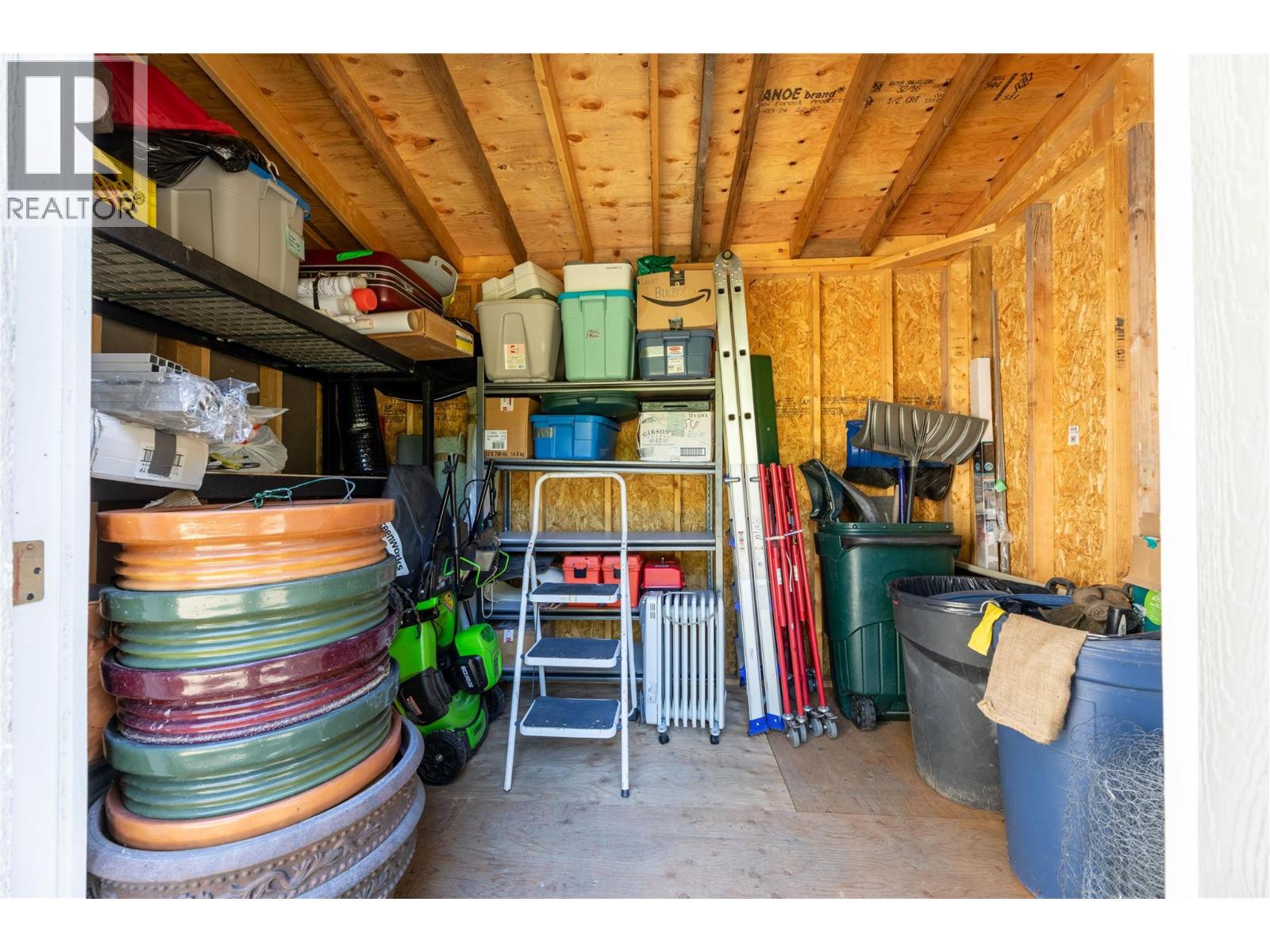  8738 Squilax Anglemont Road, St. Ives