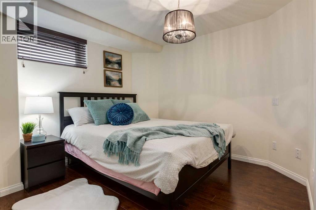 
          168 West Creek Pond
            <br/>
            <span>Chestermere</span>
            , 
            <span>AB</span>
             <span>T1X1H4</span>
         - Photo 35